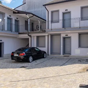 Home Hotel Aparthotel